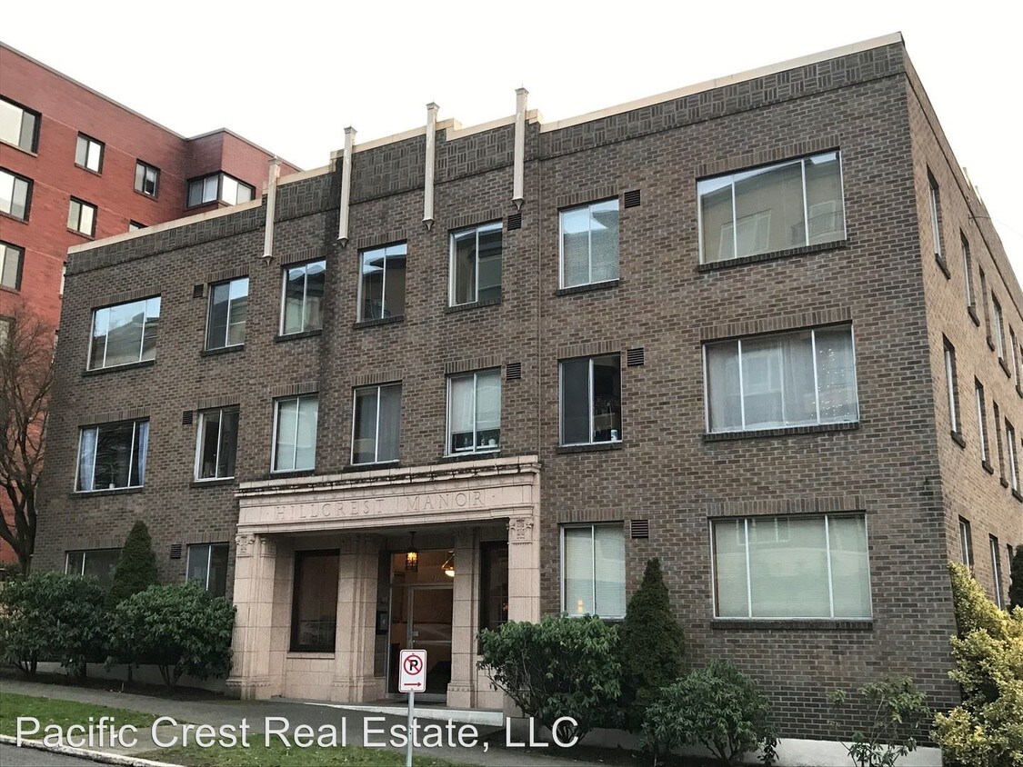 Primary Photo - 101 W Lee St