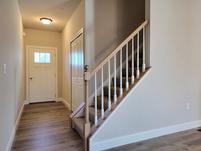 Building Photo - 103 Magnolia Dr