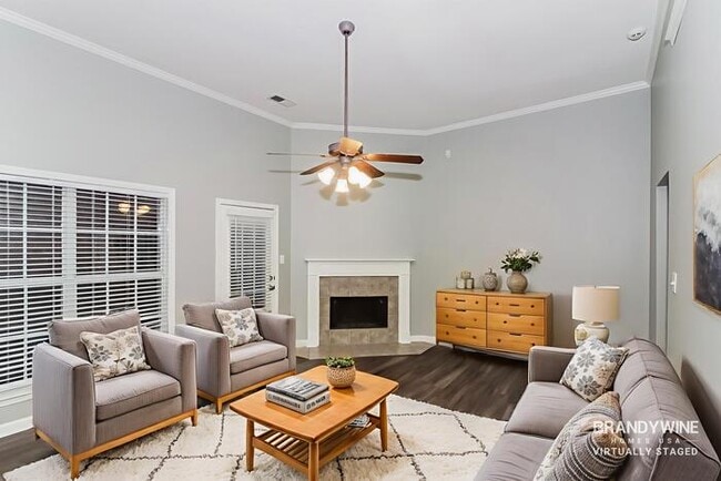 Building Photo - 9127 Berry Garden Cir S