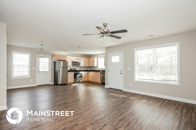 Building Photo - 388 Wood Ave