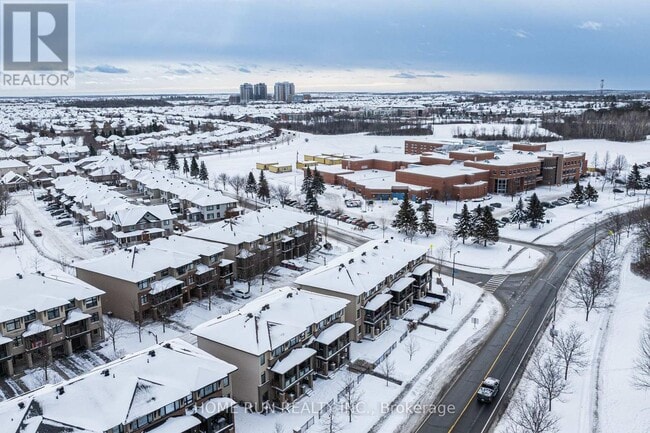 Photo du bâtiment - 170 Wild Senna Way