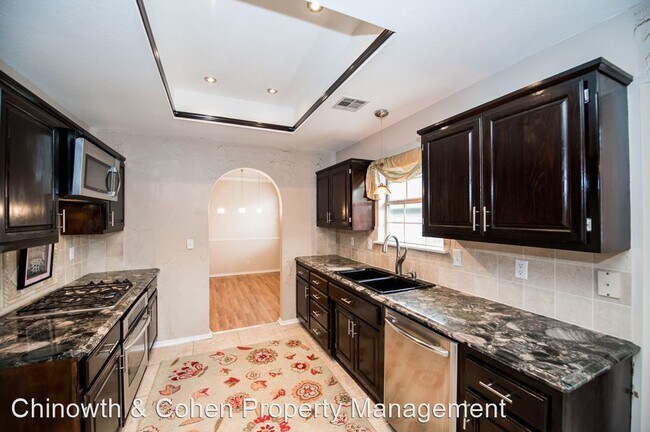 Building Photo - 3 br, 2 bath House - 7434 S 95th E Ave