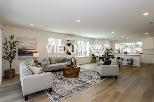 Foto del edificio - 8002 Quiet Knolls Dr