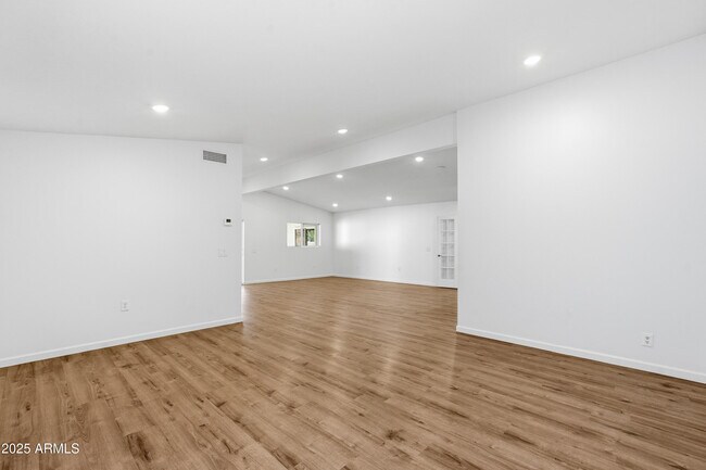 Building Photo - 21047 S 156th St