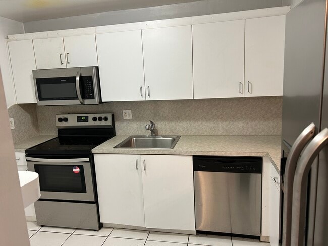 Photo - 3195 Foxcroft Rd Apartment
