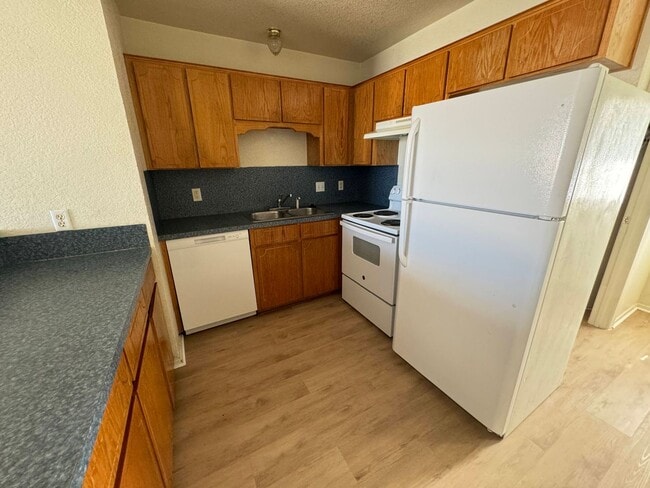 Building Photo - 3331 Chisholm Trail