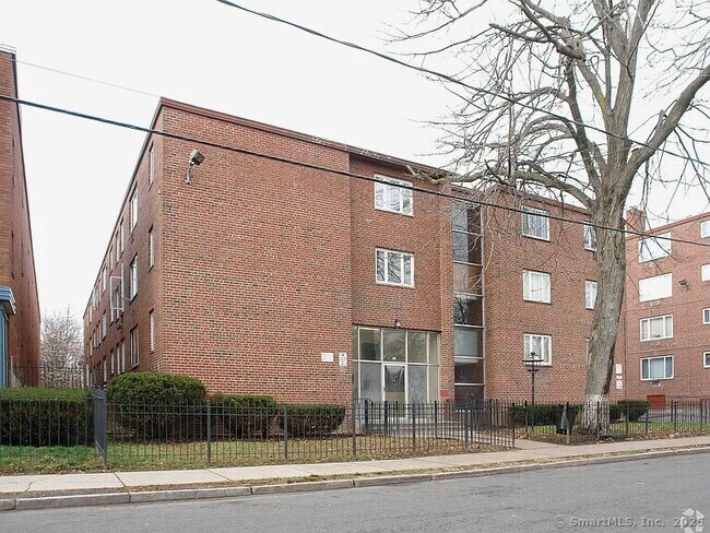 Foto del edificio - 57 Huntington St