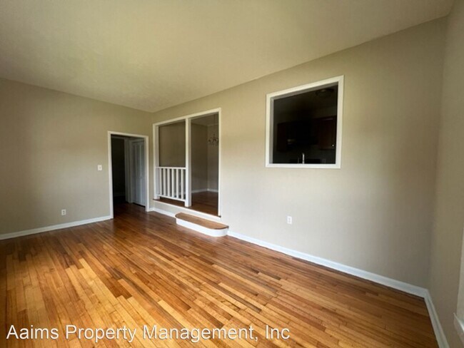 Foto del edificio - 3 br, 1 bath House - 1050 Rulnick Street
