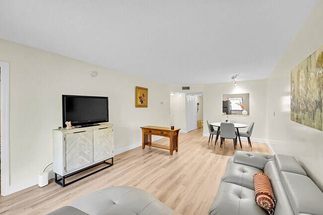 Foto del edificio - 9503 Boca Cove Cir