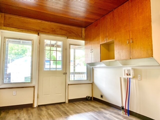 Building Photo - 1481 Bison St