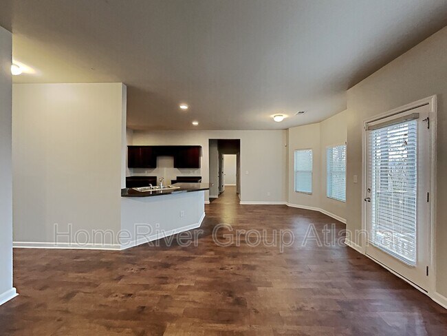 Foto del edificio - 359 Lamont Ln