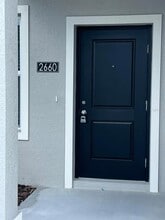 Building Photo - 2660 Skyline Lp