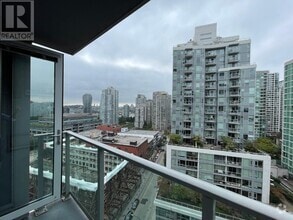 Building Photo - 233-1233 Robson St