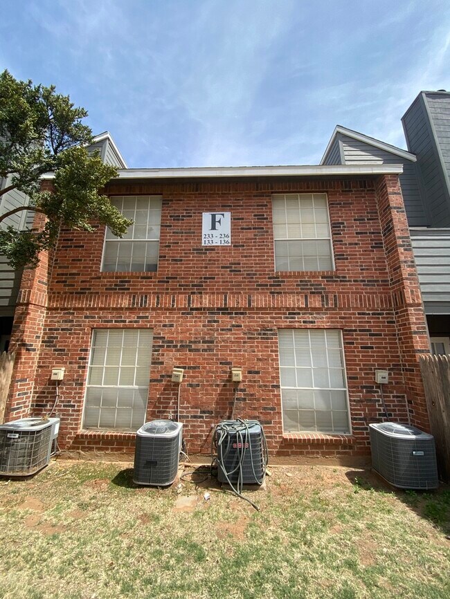 Building Photo - Building F