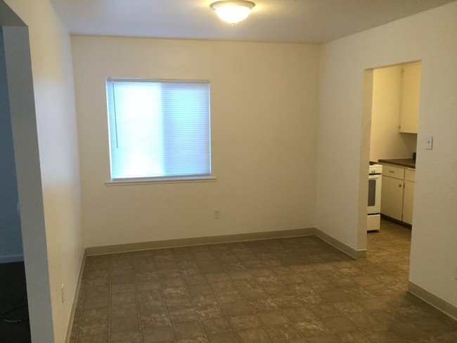 Foto del edificio - 15548 Usher St