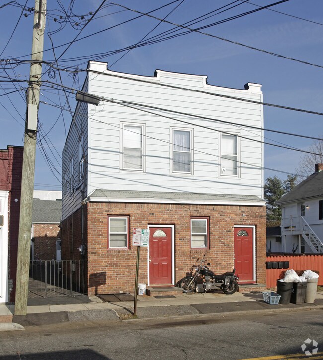 5 Boulevard Ave Greenlawn, NY 11740 Rentals Greenlawn, NY