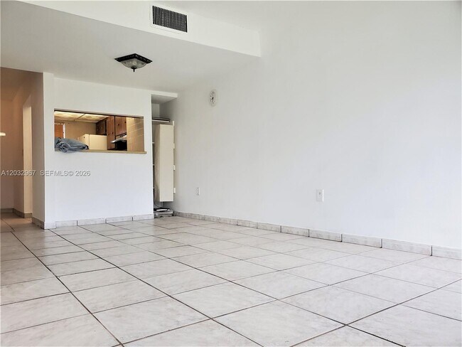 Foto del edificio - 301 NW 109th Ave
