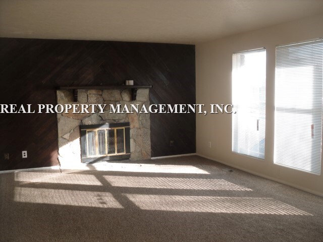 Building Photo - 1054 W 725 N