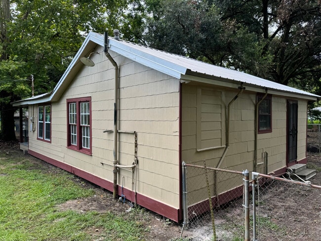Photo - 4949 Enterprise St (Baton Rouge, LA) House