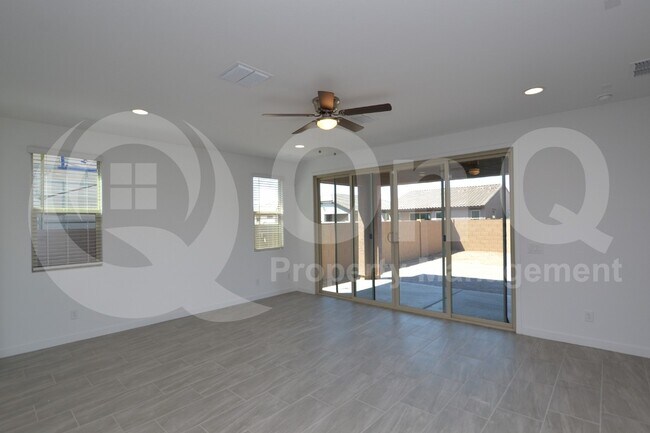 Foto del edificio - 9326 W Heatherbrae Dr