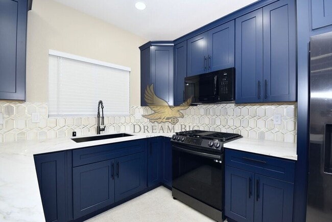 Building Photo - 8725 W Flamingo Rd