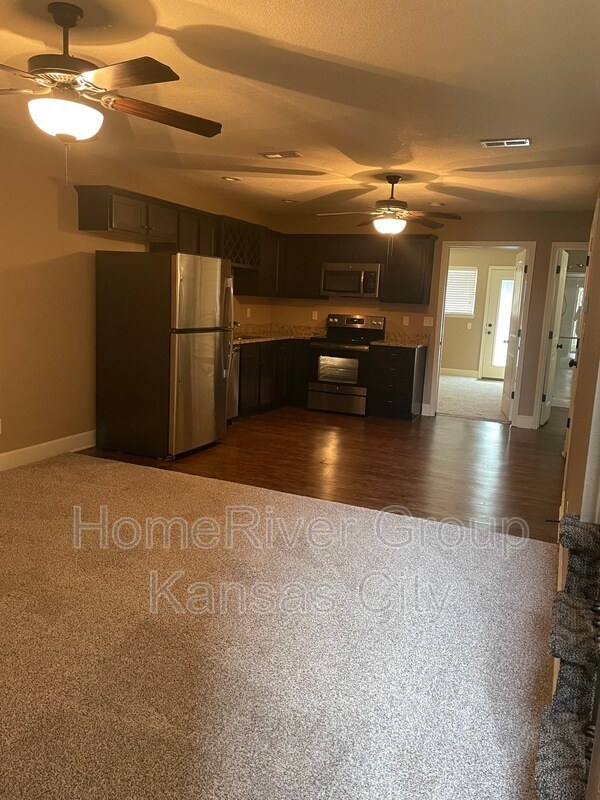 21604 Westover Ct, Peculiar, MO 64078 Townhome Rentals in Peculiar MO