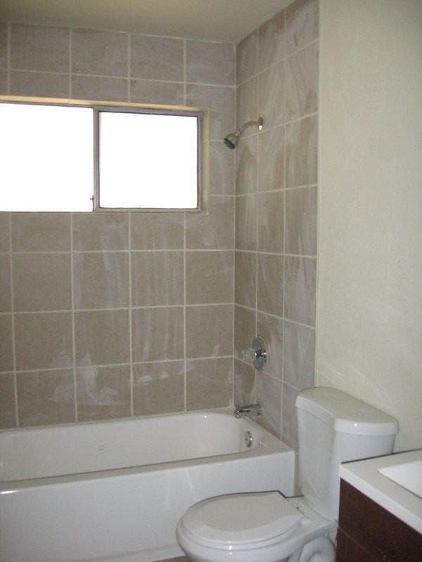 Foto del edificio - 5232 Bartlett Ave