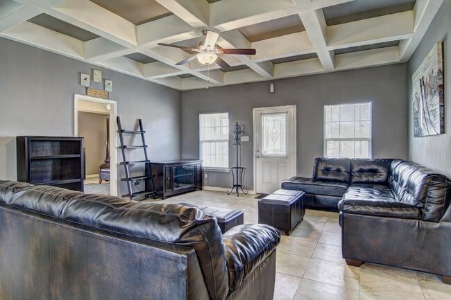 Building Photo - 3141 Horne Rd