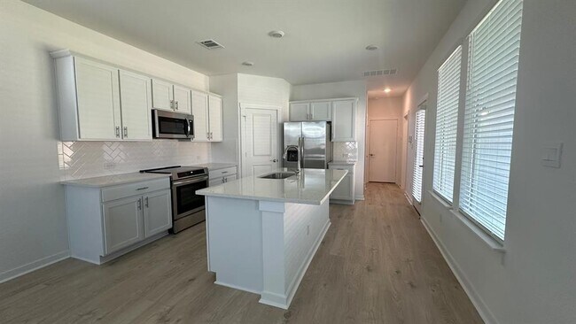 Foto del edificio - 2829 Caleb Asher Loop