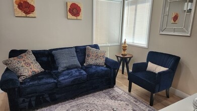 Building Photo - 2362 Cerritos Ave