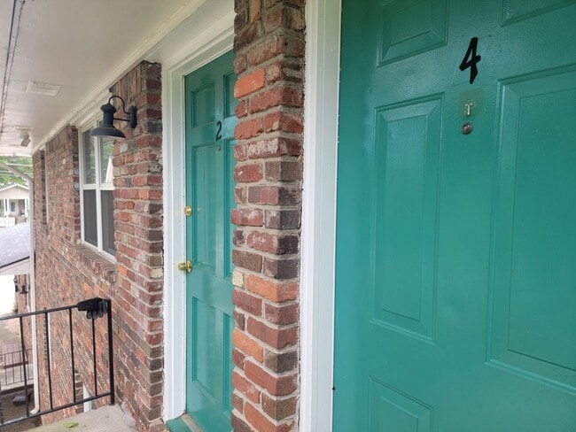 Building Photo - “From ‘just looking’ to ‘just moved in’ in...
