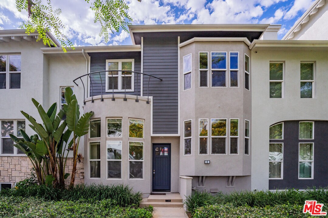 Primary Photo - 6020 S Celedon Creek