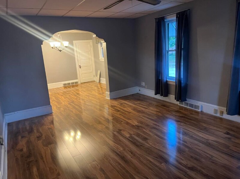 704 Wilson Ave, Sheboygan, WI 53081 Room for Rent in Sheboygan, WI