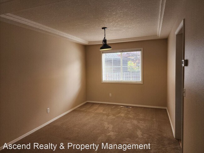 Building Photo - 4 br, 2.5 bath House - 16510 NW Brandberry Dr