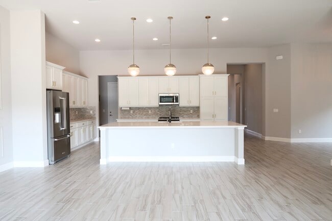 Building Photo - 211 Heatherwood Ct