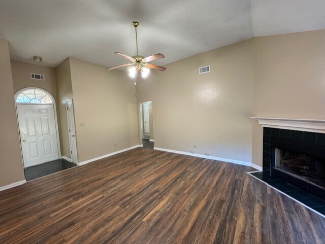 Building Photo - 5616 Autumn Valley Dr