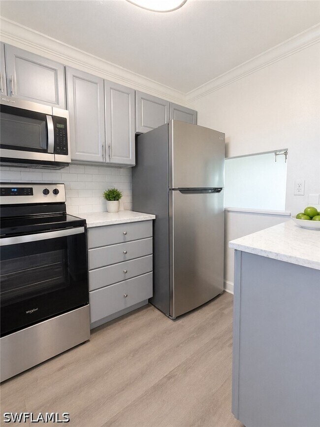 Foto del edificio - 225 Turtle Lake Ct