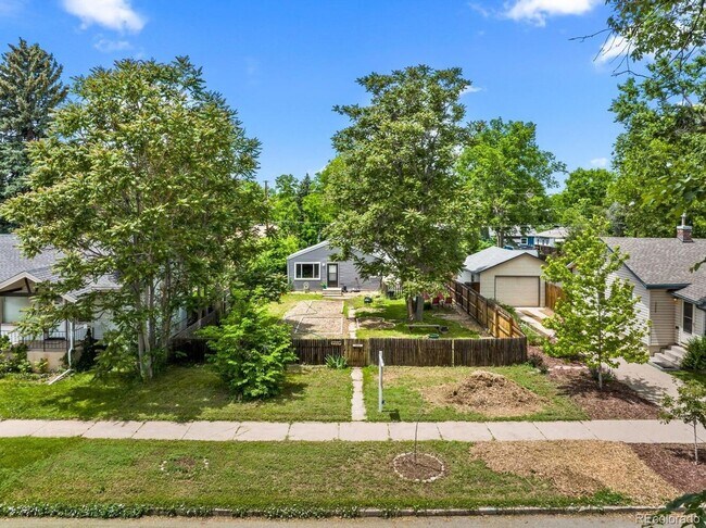 Cute home in a great neighborhood - Cute home in a great neighborhood