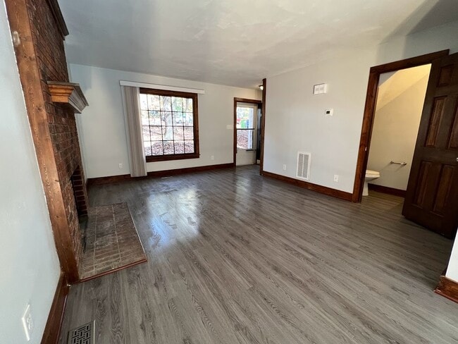 Building Photo - 4905 Coral Ridge Ct