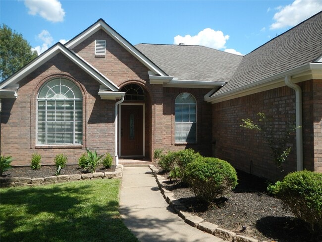 Building Photo - 1203 Foxland Chase St