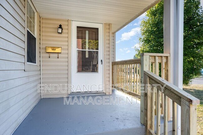 Foto del edificio - 359 Castlewood Ave