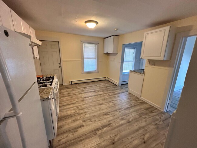 Kitchen - 79 Blossom St