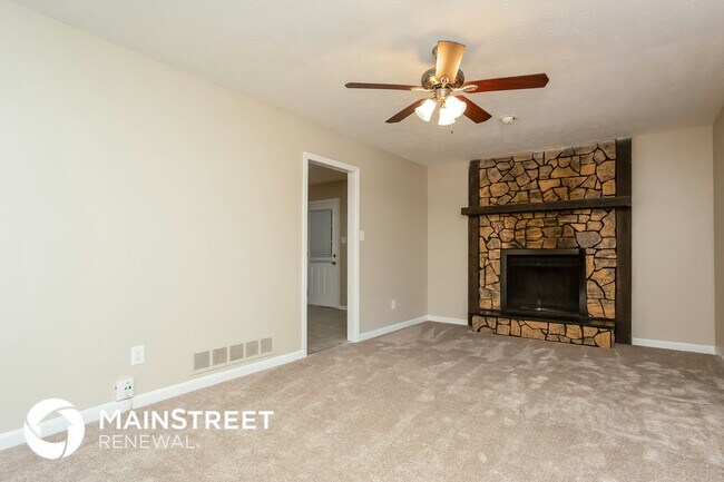 Foto del edificio - 2165 Knighton Dr