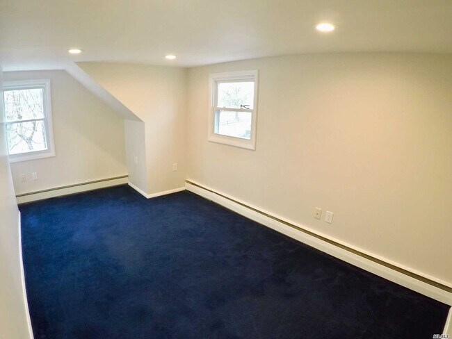 Building Photo - 56 Hunters Ln