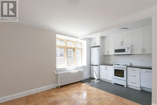 Photo du bâtiment - 398 Avenue Rd