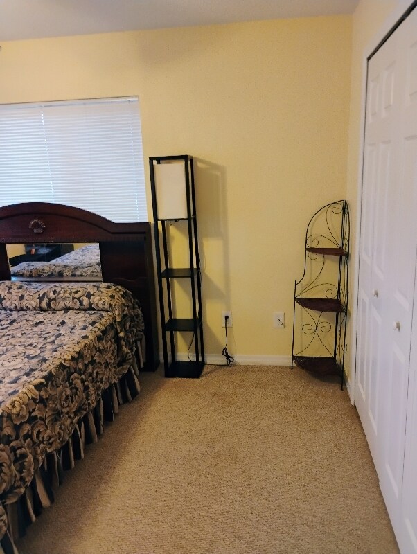 Foto del edificio - 45 Brewster Ln