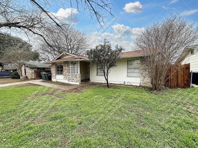 Building Photo - 4 br, 2 bath House - 4331 Sunshadow St