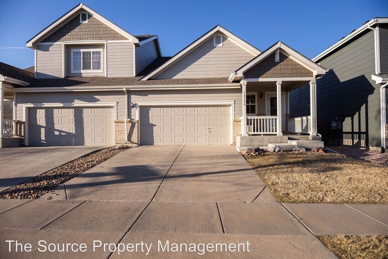 Primary Photo - 1650 Falcon Ridge Dr