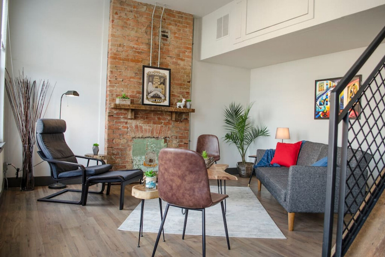 Foto principal - 1533 Pleasant St
