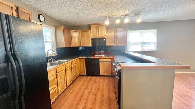 Foto del edificio - 6282 S Everett St